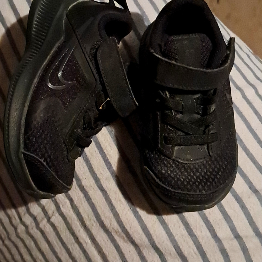 Toddler shoes